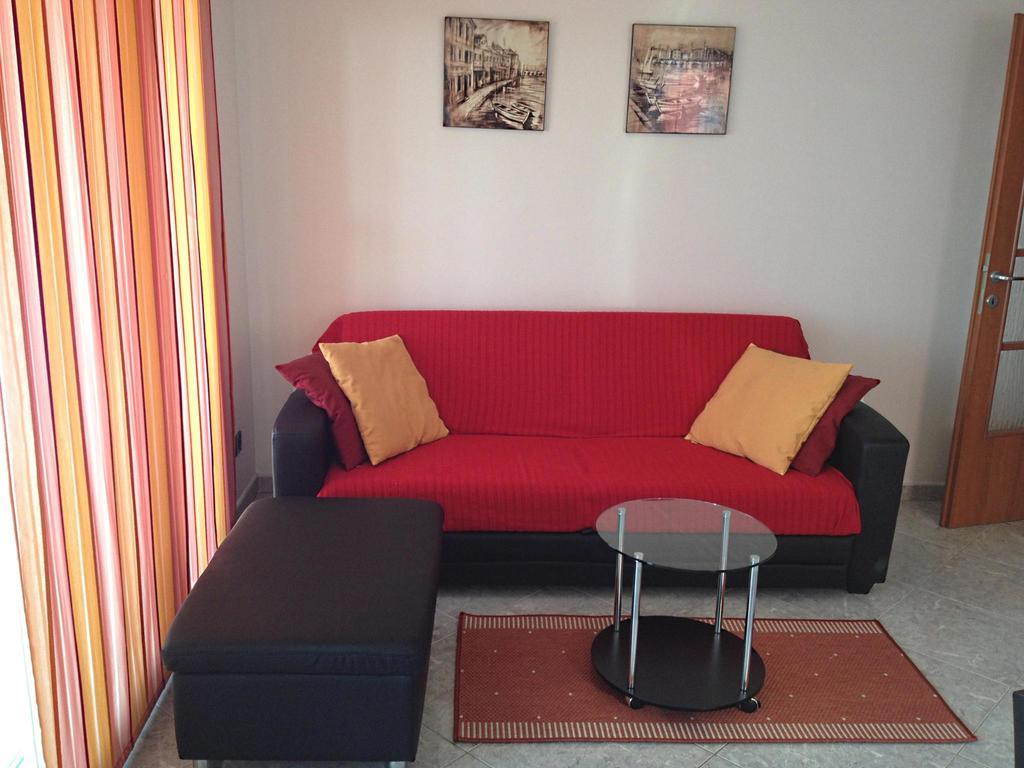 Kristian Apartments Podstrana Esterno foto