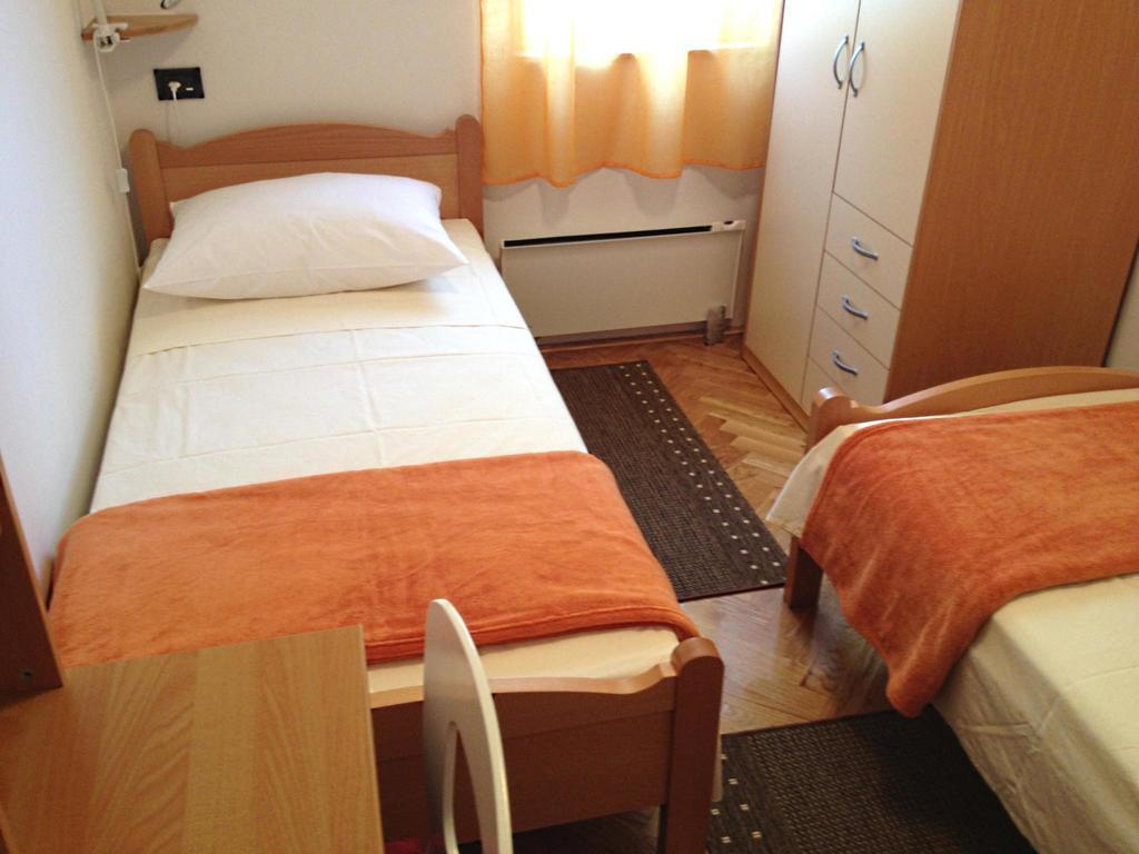 Kristian Apartments Podstrana Esterno foto
